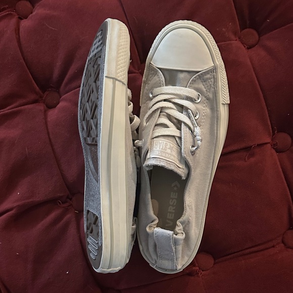 Converse Light Gray Sneakers with White Details - Picture 3 of 4